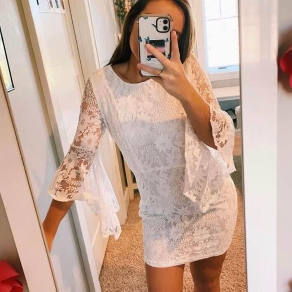 Lulus Girls Formal Homecoming White Lace Embroidered Babydoll Dress Size Medium